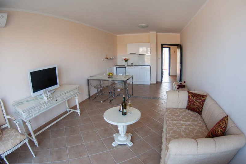 Примеа Бийч Резиденс - Снимка 2