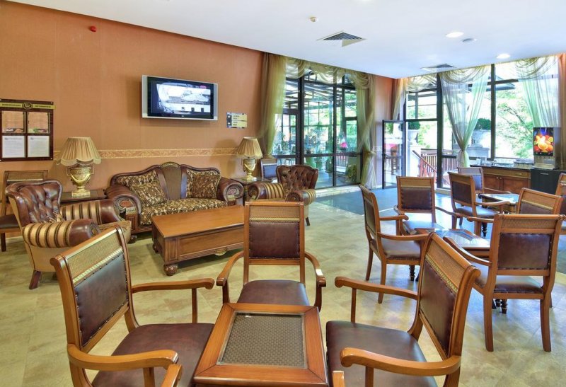 Хотел Естрея Палас - Снимка 7