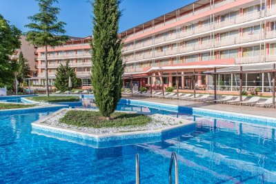 Хотел Арония