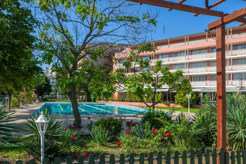 Хотел Арония - Снимка 1