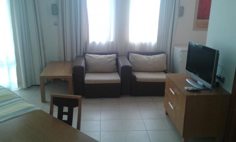 Емералд Бийч Ризорт - Снимка 1