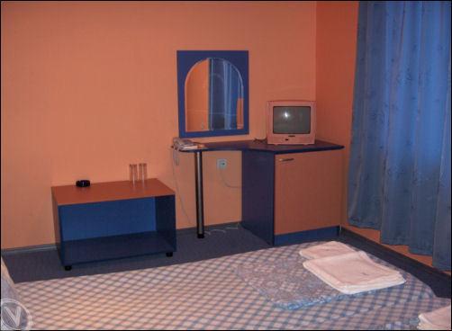 Нощувка за четирима в апартамент + басейн от хотел Дара***, Приморско - Снимка 17