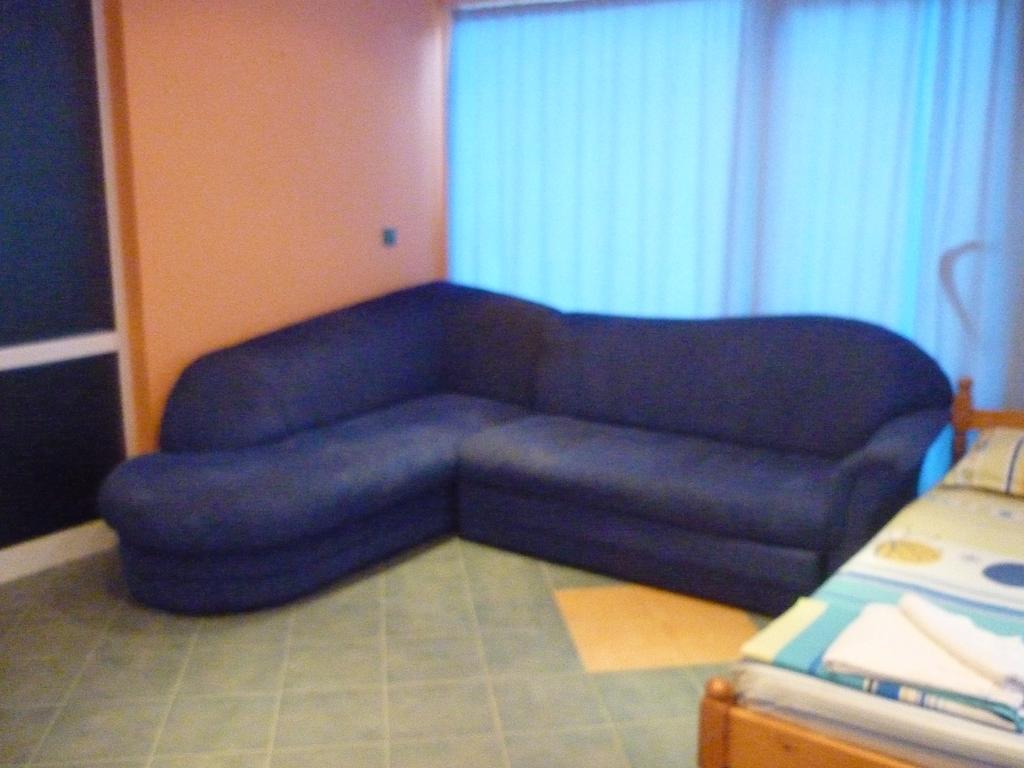 Нощувка за четирима в апартамент + басейн от хотел Дара***, Приморско - Снимка 25