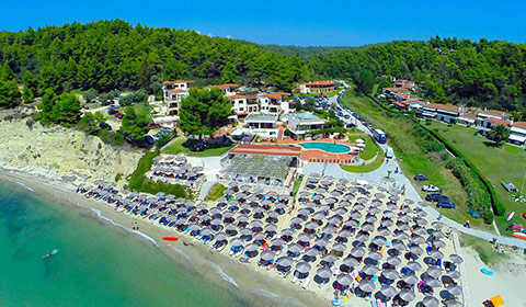Ранни резервации: 3 нощувки със закуски и вечери в хотел Elani Bay Resort 4*, Халкидики, Гърция през Май и Юни!