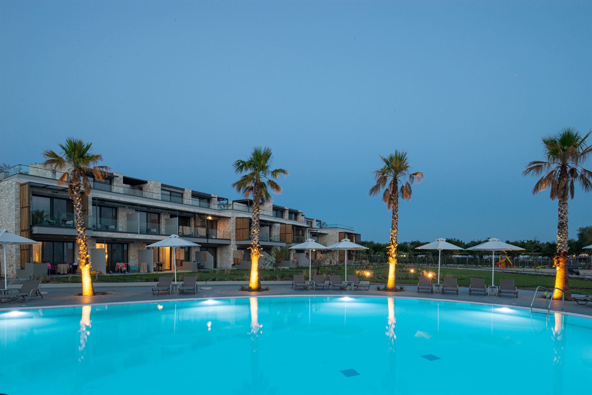 Ранни записвания: 3 нощувки Ultra All Inclusive в хотел Portes Lithos Luxury Resort 5*, Халкидики, Гърция през Май!