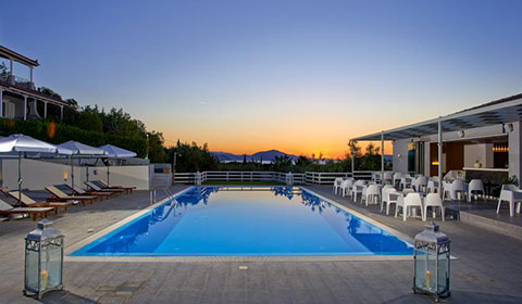 Ранни записвания: 5 нощувки със закуски и вечери в Altamar Hotel 3*, о.Евия, Гърция през Април и Май!