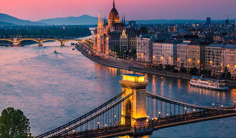 Екскурзия до Будапеща - перлата на Дунава! 4 дни, 3 нощувки със закуски, самолетен билет и туристическа програма в Унгария!