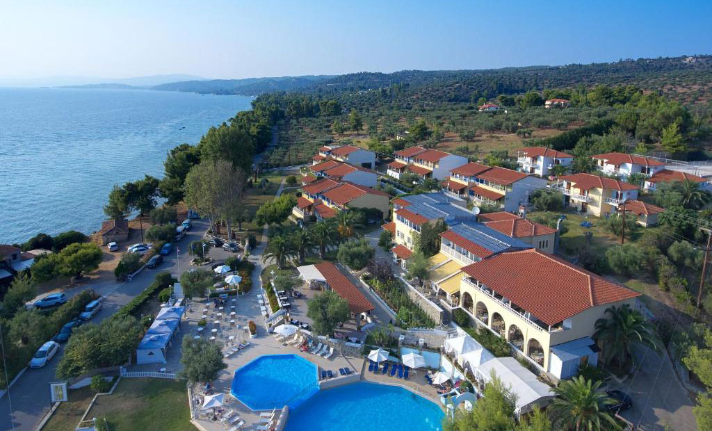 Ранни записвания: 5 нощувки със закуски и вечери в хотел Elea Beach 4*, Халкидики, Гърция през Юни, Юли и Август! Дете до 11.99г. - безплатно!