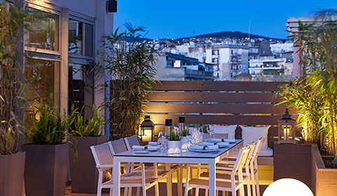 Свети Валентин в Гърция: 3 нощувки със закуски в хотел Anatolia 4*, Солун!