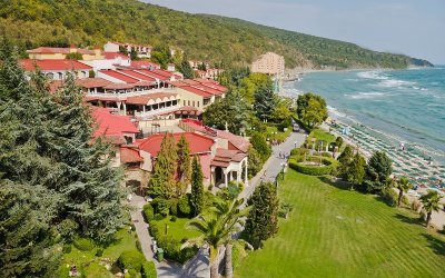 Ранни записвания: 3 нощувки All Inclusive във вили Елените през Септември! Дете до 11.99г. - безплатно!
