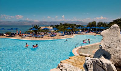 През Септември и Октомври: 5 нощувки, All Inclusive в хотел Mareblue Beach 4*, о.Корфу, Гърция! Дете до 11.99г. - безплатно!