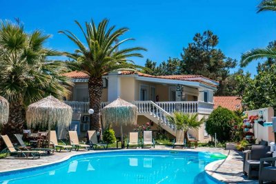 Ранни записвания: 5 нощувки със закуски и вечери в Potos Hotel 3*, о.Тасос, Гърция през Юли и Август!