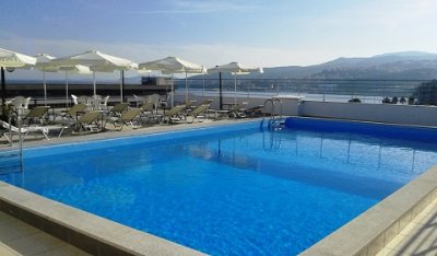 Свети Валентин в Гърция! 2 нощувки със закуски в хотел Oceanis 3*, Кавала!