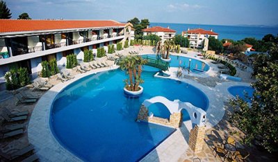 През Септември и Октомври: 3 нощувки със закуски и вечери в хотел Athena Palace 5*, Халкидики, Гърция! Дете до 11.99г. - безплатно!