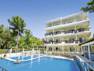 През Септември: 4 нощувки със закуски в Sirines Hotel 2*, о.Тасос, Гърция!