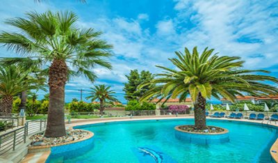 Ранни записвания: 3 нощувки със закуски и вечери в хотел Anna Maria Paradise 3*, Халкидики, Гърция през Април и Май!