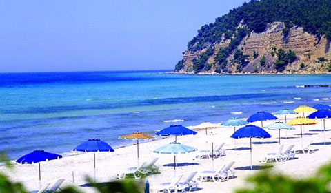 3 нощувки със закуски и вечери в хотел Simantro Beach 5*, Халкидики, Гърция през Септември!