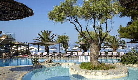 Ранни резервации: 3 нощувки със закуски и вечери в Anthemus Sea Beach Hotel & Spa 5*, Халкидики, Гърция през Април и Май!