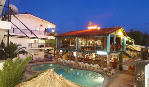 3 нощувки, All Inclusive в хотел Hanioti Grand Victoria 3*, Халкидики, Гърция през Септември!