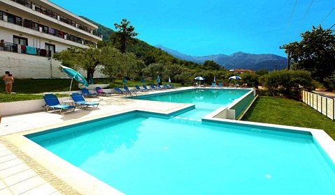 През Юни и Юли: 5 нощувки със закуски и вечери в Aloe Hotel 3*, о.Тасос, Гърция!
