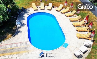 Почивка за двама в Плиска! Нощувка със закуска и вечеря, плюс релакс зона, от Комплекс Хановете**