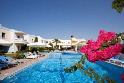 Остров КРИТ, хотел MAYA BEACH HOTEL 4*: 7 нощувки на база All Inclusive + САМОЛЕТЕН БИЛЕТ С ЧАРТЪР + ТРАНСФЕР на цена от 950 лв. на ЧОВЕК