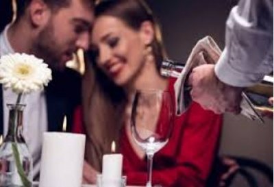 Свети Валентин в Разлог/Банско, ХОТЕЛ АСПЕН РИЗОРТ ! 2 нощувки в Студио + 2 Закуски + Празнична Вечеря за 95 лв. на Човек + Закрит отопляем БАСЕЙН и СПА