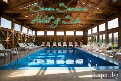 Майски празници в БАНЯ, Seven Season Hotel & SPA: 2 Нощувки със закуски и Вечери за 100 лв. на Човек + Вътрешен и Външен Минерален БАСЕЙН и Сауна!