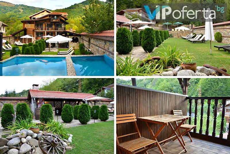 Пакети със закуски, обяди и вечери + ползване на басейн и джакузи в Семеен Хотел Къщата, Рибарица