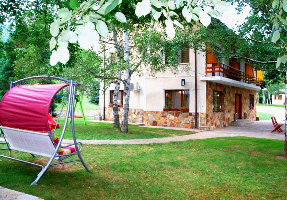 Нощувка на човек в Къща за гости Горски Дар, Калофер