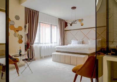 Нощувка за двама в луксозен апартамент със сауна и джакузи от стаи за гости Каппо, Велико Търново