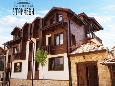 2+ нощувки на човек със закуски и вечери от Къща за гости Стойчеви, Добринище