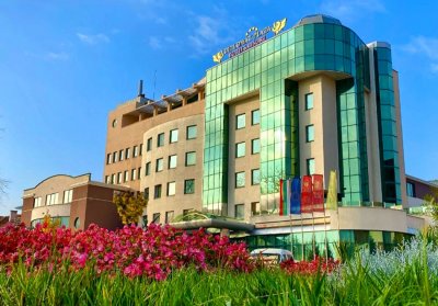 2 нощувки на човек със закуски + басейн и СПА зона в хотел Дипломат Плаза****, Луковит