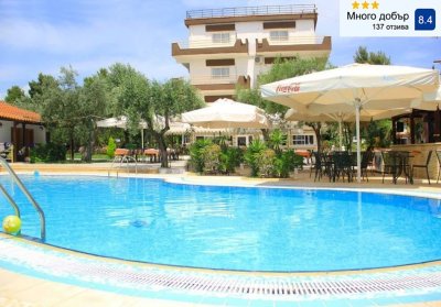 Почивка в Метаморфоси, Гърция: Нощувка на човек със закуска и вечеря + басейн в Olympic Bibis Hotel, Ситония