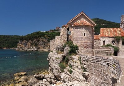 Почивка в Черна гора. 5 нощувки на човек със закуски и вечери + транспорт от ТА България Травъл