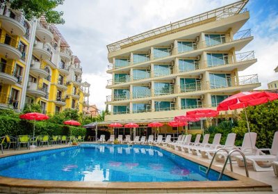 1, 2 или 3 нощувки на човек на база All Inclusive + басейн в хотел Дева, Слънчев бряг