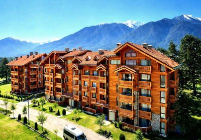 Почивка до Банско: Нощувка за двама с две деца или четирима в апартамент от Апартамент за гости в Пирин Голф клуб. Всяка 6-та нощувка - безплатна!