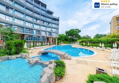 Ранни записвания с 10% отстъпка за лято 2026г. на 1-ва линия в Китен: Нощувка на човек на база All Inclusive Plus + басейн от Хотел Каменец. Дете до 11.99г. безплатно