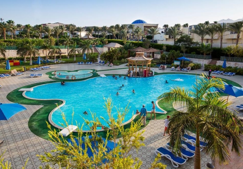 Почивка в хотел Aurora Oriental Resort 5*, Шарм ел Шейх, Египет 2021. Чартърен полет от София + 7 нощувки на човек на база All Inclusive!