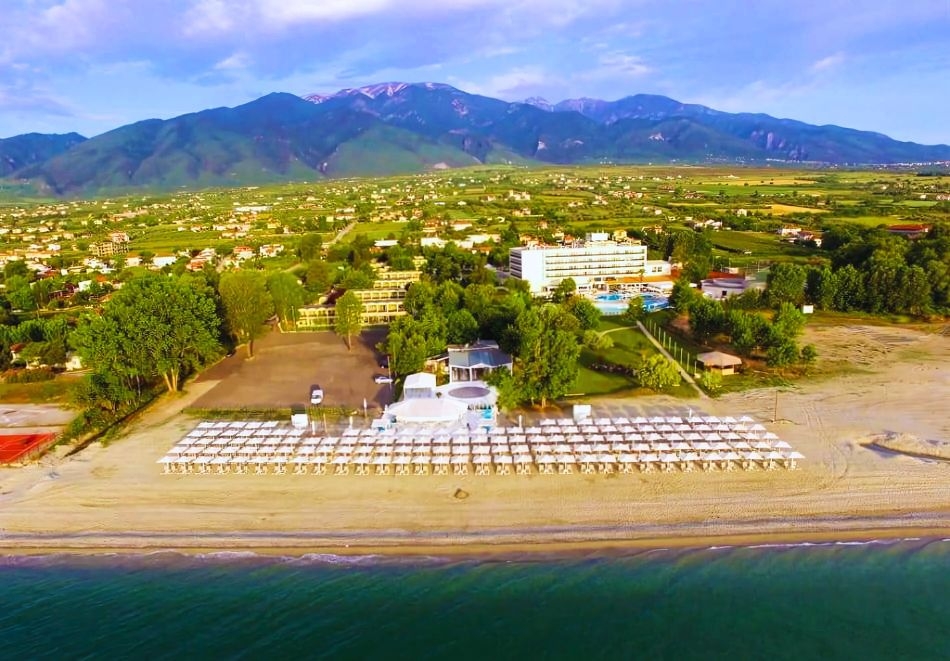 Ранни записвания на първа линия в Лептокария, Гърция: All Inclusive нощувка на човек + басейни в хотел Olympian Bay 4*