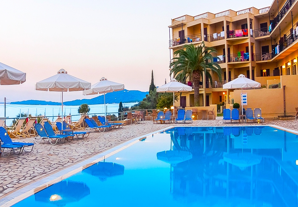Лято 2019 на първа линия на о. Корфу, Гърция! Нощувка в двойна стая комфорт на човек на база All inclusive + басейн  в хотел Belvedere***