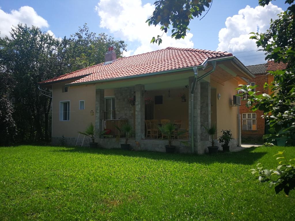 Нощувка за 7 човека в самостоятелна къща Симида в село Дебнево - Априлци