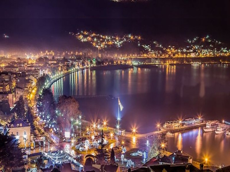 Нова година на Охридското езеро! Транспорт, 3 нощувки на човек + закуски, вечери, едната празнична от хотел Belvedere**** и Караджъ Турс