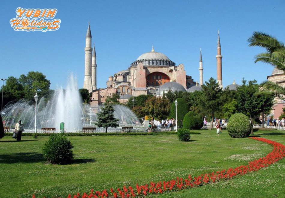 Екскурзия до Истанбул, Турция! Транспорт + 2 нощувки на човек със закуски от Юбим Травел