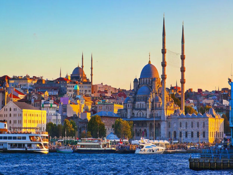Мартенска екскурзия до Истанбул, Турция 2020! 2 нощувки на човек със закуски  + транспорт  от ТА Поход