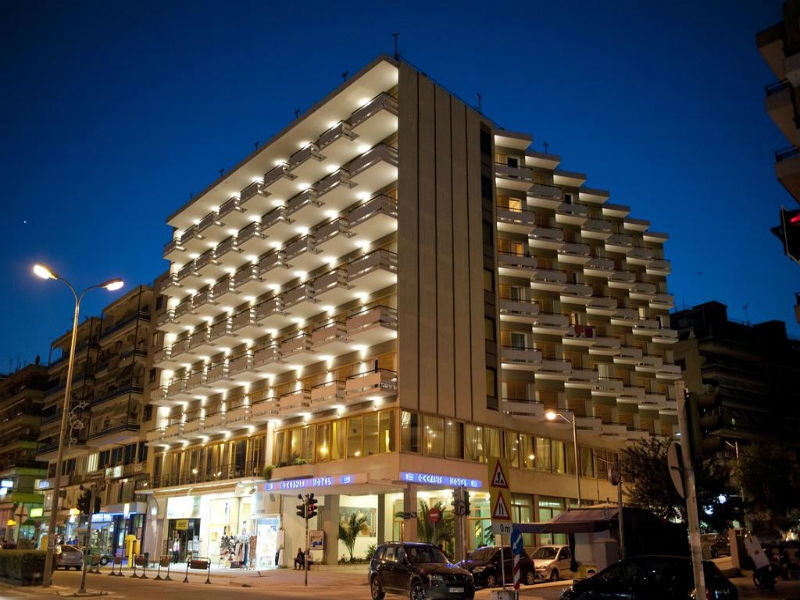 Почивка в Кавала, Гърция! 2 или 7 нощувки на човек със закуски в хотел Oceanis 3* +транспорт от Адриа Турс
