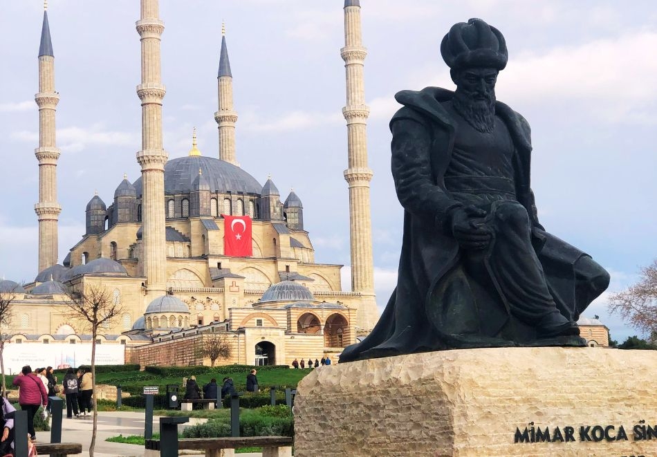 Екскурзия до Одрин, Турция: 1 нощувка на човек със закуска + транспорт от ТА Поход