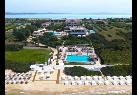 Ранни резервации за ЛЯТО 2019 в Гърция, Халкидики, Касандра: 5 или 7 нощувки на база закуска и вечеря в 5* хотел Pomegranate Wellness Spa на цени от 613 лв на човек