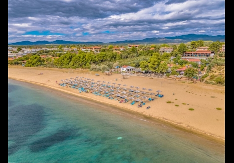 Coral Blue Хотел 3* - Изгодна лятна почивка 2019 в Гърция, Халкидики: 3, 5 или 7 нощувки на база закуска и вечеря на цени от 207 лв на човек