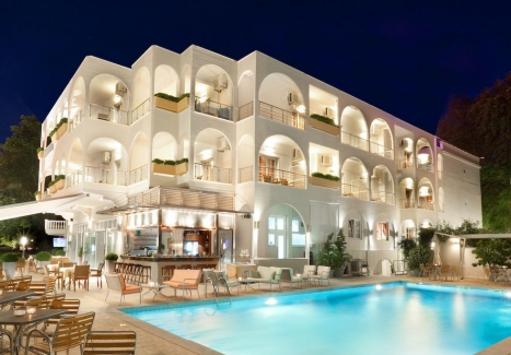 Kronos Hotel 3* - Ранни резервации за лято 2019 в Гърция, Олимпийска ривиера: 3, 5 или 7 нощувки на база закуска и вечеря на цени от 156 лв на човек